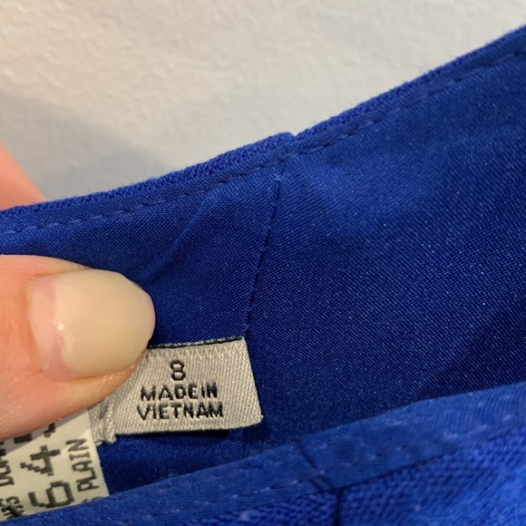 Dress - Picture 2 of 4